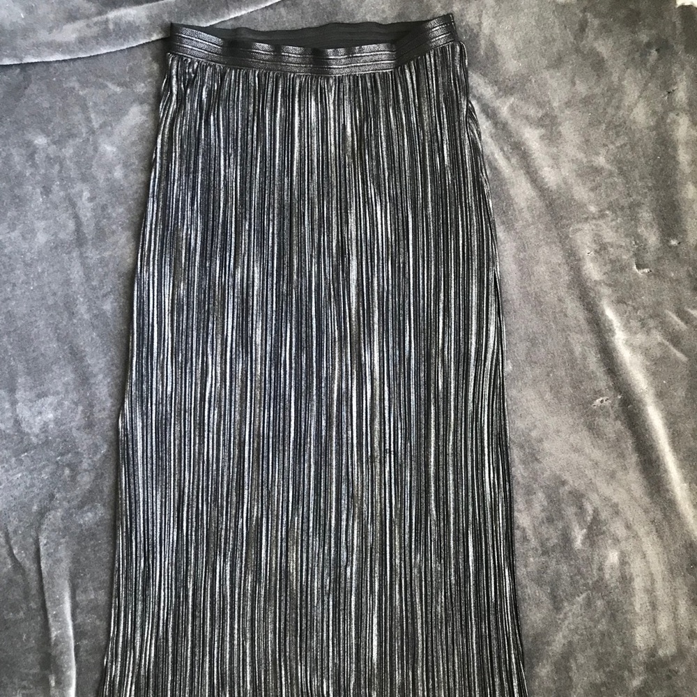 SOLD Hippie love blk & silver maxi skirt size L